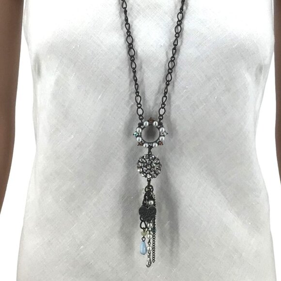 Plunder Tassel Necklace Black Faux Pearl Rhinestone Heart Long Length 32 Inch Le - Picture 2 of 2